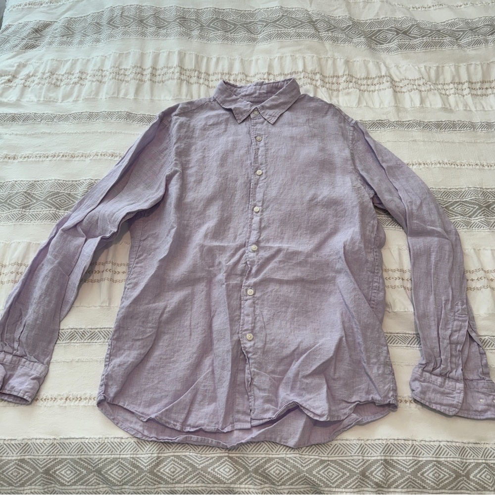 MOVING SALE🌟 Uniqlo men’s linen button up long sleeve shirt